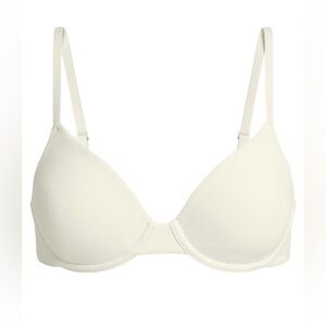 NWT - SKIMS Cotton Jersey T-Shirt Bra, color Bone, Size 32B